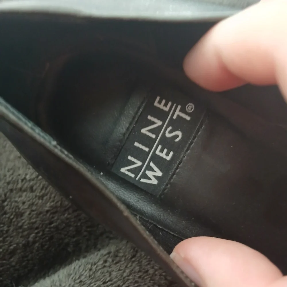 Nine West Permit Loafers 8M Navy Blue Leather Chunky Block Heel Horsebit Vintage